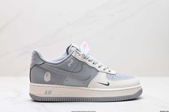 公司级NIKE AIR FORCE 1‘07 原楦头原纸板 打造纯正低帮空军版型 专注外贸渠道 全掌内置蜂窝气垫 原盒配件 原厂中底钢印、拉帮完美 官方货号:B