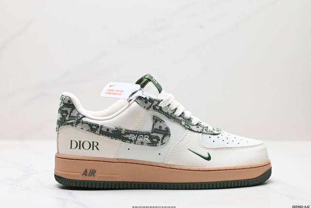 公司级NIKE AIR FORCE 1‘07 原楦头原纸板 打造纯正低帮空军版型 专注外贸渠道 全掌内置蜂窝气垫 原盒配件 原厂中底钢印、拉帮完美 货号:KK1