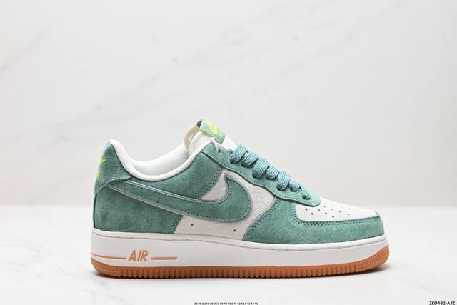 公司级NIKE AIR FORCE 1‘07 原楦头原纸板 打造纯正低帮空军版型 专注外贸渠道 全掌内置蜂窝气垫 原盒配件 原厂中底钢印、拉帮完美 货号:CV0