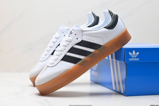 公司级Adidas Originals Samba 厚底休闲德训 adidas Originals Samba 诞生于上世纪 50 年代，最早从传奇的室内足球鞋