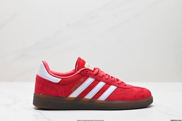 真标Adidas Handball Spezial 阿迪达斯经典款 复古休闲板鞋 全鞋采用反毛皮制作 牛筋耐磨大底 承载青春情怀的板鞋 经典三条杠装饰鞋侧 品牌