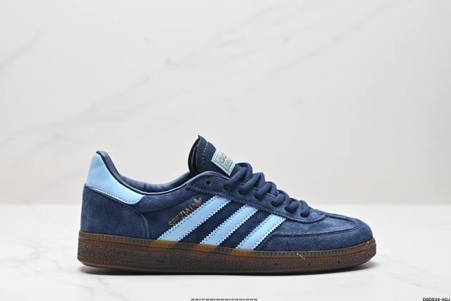 真标Adidas Handball Spezial 阿迪达斯经典款 复古休闲板鞋 全鞋采用反毛皮制作 牛筋耐磨大底 承载青春情怀的板鞋 经典三条杠装饰鞋侧 品牌