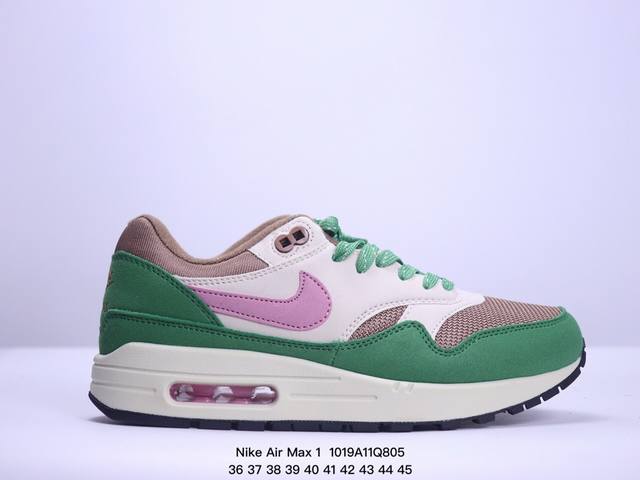 真标Nike Air Max 1 Air Max 气垫 全新配色 鞋身材质均选择皮革、织物、麂皮多种材质覆盖，保证质感的前提下，层次感也相当不错。细节方面，除了