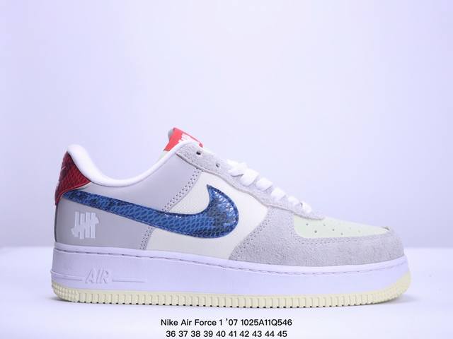 耐克 Nike Air Force 1 ’07 空军一号低帮百搭休闲运动板鞋。柔软、弹性十足的缓震性能和出色的中底设计，横跨复古与现代的外型结合，造就出风靡全球