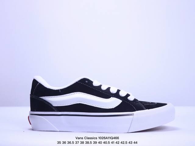 VANS 范斯 经典款 低帮 黑白经典款 休闲板鞋帆布鞋 工艺：硫化1:1 重量1:1、真标、原钢印、材质标、鞋型标、合格证 颜色vans黑白经典款 货号：VN