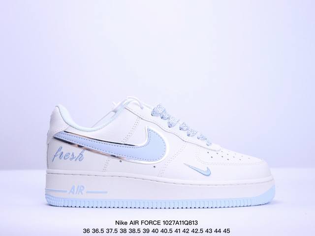 真标耐克Nike AIR FORCE 7 LV8 空军一号低帮百搭休闲运动板鞋。柔软、弹性十足的缓震性能和出色的中底设计，横跨复古与现代的外型结合，造就出风靡全