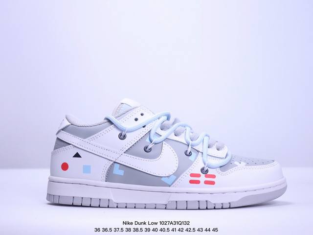 耐克 Nike Dunk Low 运动鞋复古解构绑带板鞋 作为 80 年代经典篮球鞋款，起初专为硬木球场打造，后来成为席卷街头的时尚标杆，现以经典细节和复古篮球