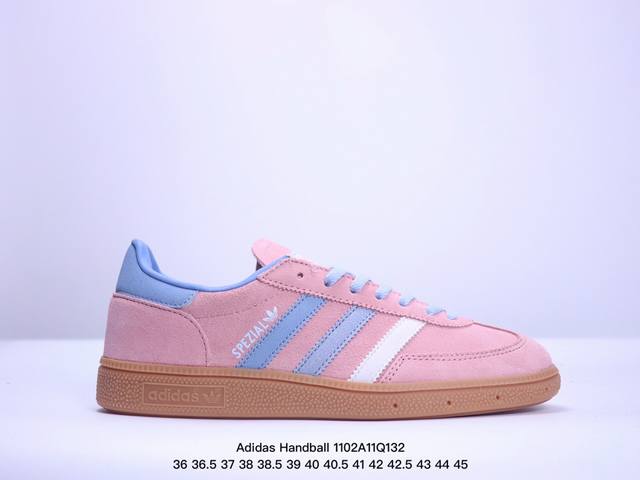 Adidas Handball Spezial 公司级 阿迪达斯经典款 复古休闲板鞋 #全鞋采用反毛皮制作 牛筋耐磨大底 承载青春情怀的板鞋 经典三条杠装饰鞋侧