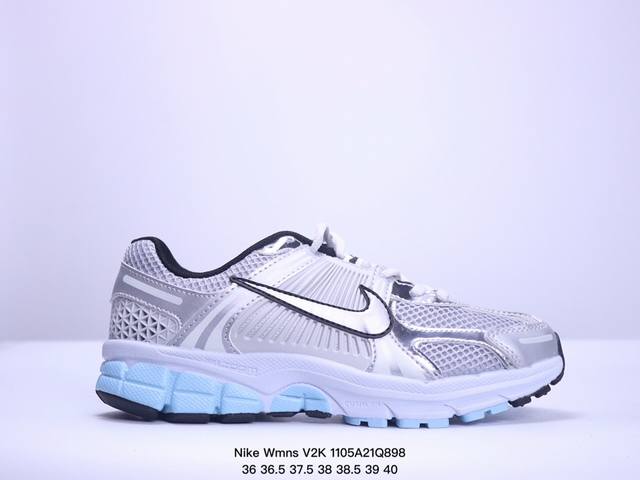 真标耐克Nike Wmns V2K Runtekk Low”White Grey Pink”复古潮系列未来复古老爹风百搭休闲运动慢跑鞋 货号:FN0738-10