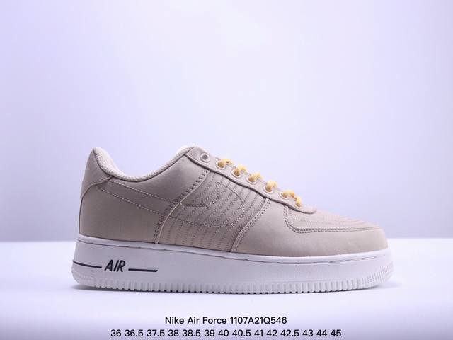 真标耐克Nike Air Force 1 Low 空军一号 低帮百搭休闲运动板鞋。柔软、弹性十足的缓震性能和出色的中底设计，横跨复古与现代的外型结合，造就出风靡