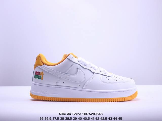 真标耐克Nike Air Force 1 Low 空军一号 低帮百搭休闲运动板鞋。柔软、弹性十足的缓震性能和出色的中底设计，横跨复古与现代的外型结合，造就出风靡