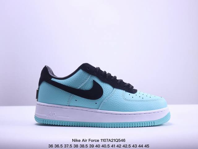 真标耐克Nike Air Force 1 Low 空军一号 低帮百搭休闲运动板鞋。柔软、弹性十足的缓震性能和出色的中底设计，横跨复古与现代的外型结合，造就出风靡