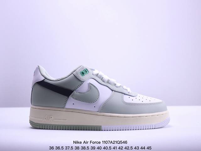 真标耐克Nike Air Force 1 Low 空军一号 低帮百搭休闲运动板鞋。柔软、弹性十足的缓震性能和出色的中底设计，横跨复古与现代的外型结合，造就出风靡