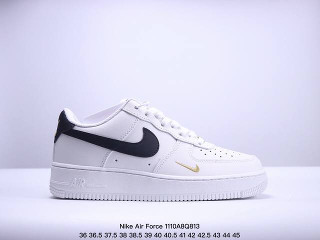 真标耐克Nike Air Force 1‘07 SE 空军一号低帮百搭休闲运动板鞋。柔软、弹性十足的缓震性能和出色的中底设计，横跨复古与现代的外型结合，造就出风