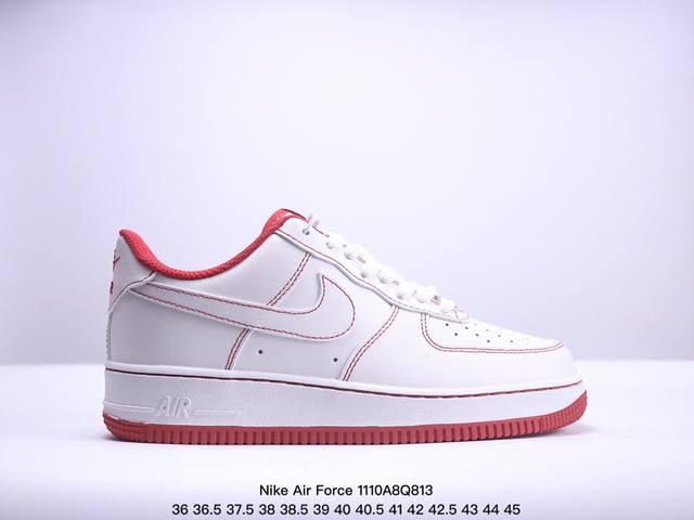 真标耐克Nike Air Force 1‘07 SE 空军一号低帮百搭休闲运动板鞋。柔软、弹性十足的缓震性能和出色的中底设计，横跨复古与现代的外型结合，造就出风