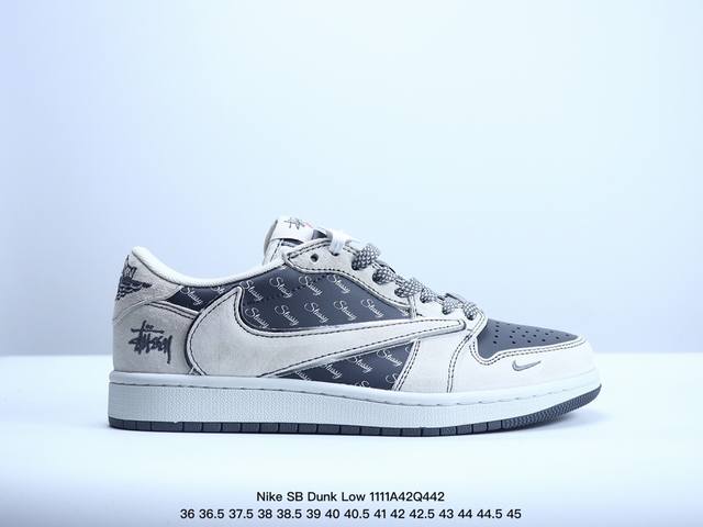 海外爆款限量发售！公司级 Nike SB Dunk Low“斯图西 绑带弹幕灰勾” 周年高端定制 低帮休闲板鞋 定制鞋盒 大厂纯原品质出货 超高清洁度 皮料切割