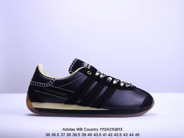 公司级阿迪达斯 Adidas WB Country 生胶底 秀气大方的鞋型 气质修身。以现代设计融合复古跑步和足球风，采用锦纶和绒面革鞋面，灵感源自70年代 c