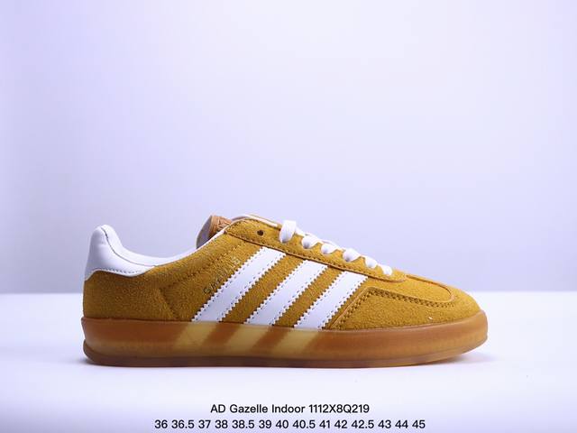 AD Gazelle Indoor Trainers 羚羊内训系列低帮复古百搭休闲运动德训风板鞋 IG9979 年代经典的复刻版！自 年代以足球训练鞋面世以来,