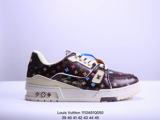 路易威登 Louis Vuitton LV路易威登板鞋 新款 LV Trainer最新配色运动鞋 L家 篮球鞋风格运动鞋 该鞋由艺术总监 VIRGIL ABLO