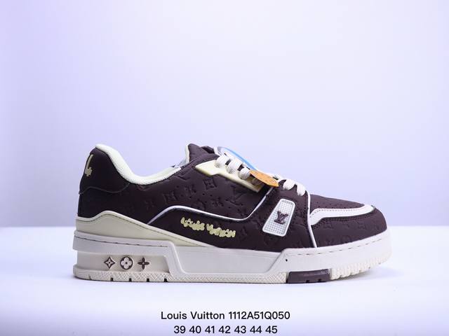 路易威登 Louis Vuitton LV路易威登板鞋 新款 LV Trainer最新配色运动鞋 L家 篮球鞋风格运动鞋 该鞋由艺术总监 VIRGIL ABLO