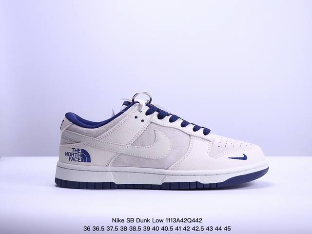 海外爆款限量发售！公司级 Nike SB Dunk Low“北面联名 灰猪八藏蓝勾” 周年高端定制 低帮休闲板鞋 定制鞋盒 大厂纯原品质出货 超高清洁度 皮料切