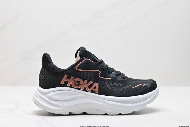 公司级小红书推荐hoka M Clifton 10 全新配色 这个品牌来自于新西兰的毛利语，Hoka表示大地，One One表示飞越，连起来就是飞越地平线，On