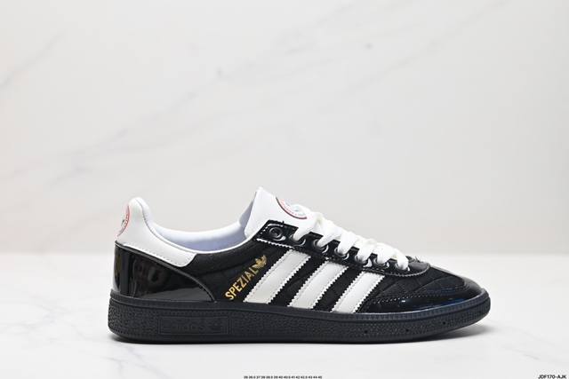 真标adidas Handball Spezial 阿迪达斯经典款 复古休闲板鞋 全鞋漆皮鞋头 织布鞋面 牛筋耐磨大底 官方货号:Jp5729 尺码:36 36