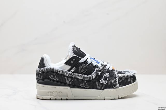 真标全新lv路易威登louis Vuitton Trainer Sneaker Low休闲运动文化百搭板鞋 尺码:36-45 Id:Jed129-Ajk