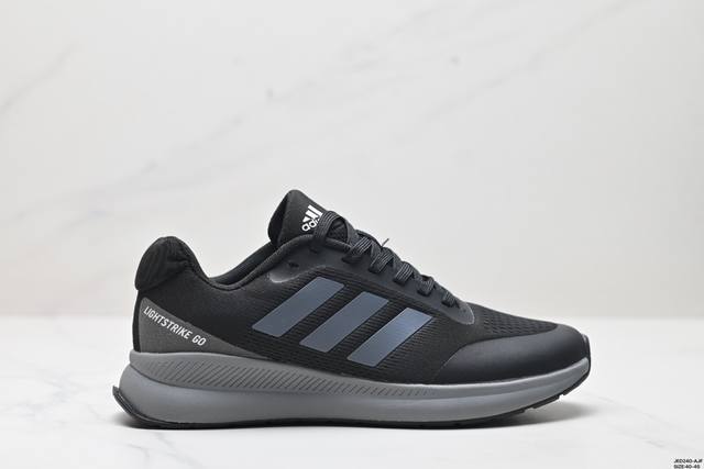 公司级adidas Duramo Sl轻盈跑鞋 Adidas跑鞋设计总是呈现出一种经典低调的感觉，但ultra Boost与alphabounce这两个系列的出