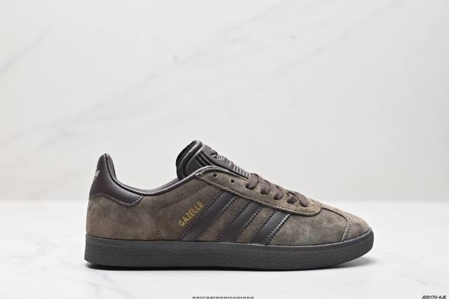 真标adidas Originals Gazelle 三叶草休闲防滑耐磨低帮板鞋 鞋头出色设计 塑就出众贴合感 稳固的后跟贴合足部曲线设计 软弹舒适 不易磨脚