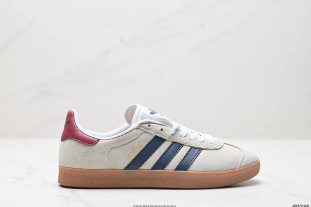 真标adidas Originals Gazelle 三叶草休闲防滑耐磨低帮板鞋 鞋头出色设计 塑就出众贴合感 稳固的后跟贴合足部曲线设计 软弹舒适 不易磨脚