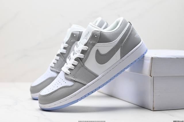 真标nike Air Jordan 1 Low Aj1乔1低帮休闲板鞋 同步官方配色 官方货号:Dc0774-105 Size:36 36.5 37.5 38