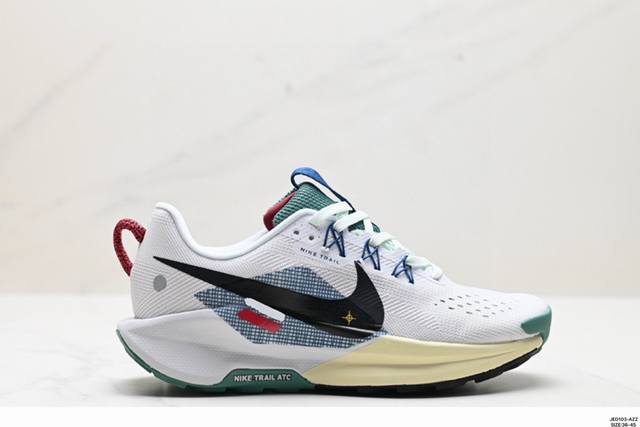 公司级nike Reactx Pegasus Trail 5 Next Nature 越野跑步鞋 登月兼顾迅疾外观和稳固脚感 后跟覆面和中足动态支撑巧妙融合 缔