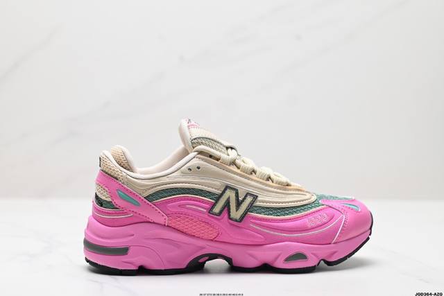 公司级新百伦new Balance 1000 系列低帮复古老爹风休闲运动跑步鞋 New Balance 在不同配色上其鞋面材质呈现不同感觉，无论是运动风抑或是高