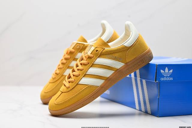 真标adidas Handball Spezial 阿迪达斯经典款 复古休闲板鞋 全鞋采用反毛皮制作 牛筋耐磨大底 承载青春情怀的板鞋 经典三条杠装饰鞋侧 品牌