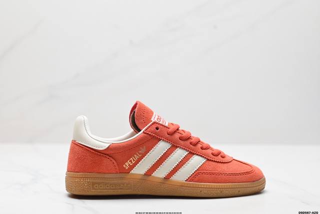 真标adidas Handball Spezial 阿迪达斯经典款 复古休闲板鞋 全鞋采用反毛皮制作 牛筋耐磨大底 承载青春情怀的板鞋 经典三条杠装饰鞋侧 品牌