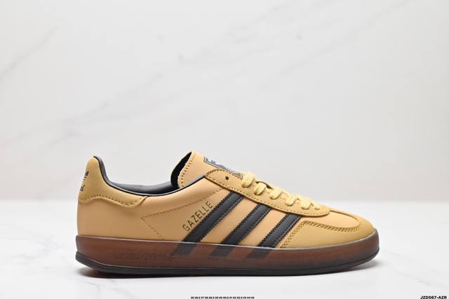 公司级adidas Originals Gazelle Indoor 三叶草休闲防滑耐磨低帮板鞋 鞋头出色设计 塑就出众贴合感 稳固的后跟贴合足部曲线设计 软弹