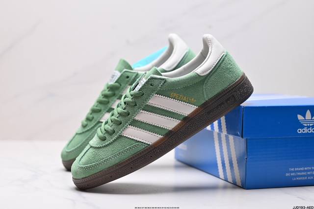 公司级adidas Handball Spezial 官方正确版本 阿迪达斯经典款 复古休闲板鞋 全鞋采用反毛皮制作 牛筋耐磨大底 承载青春情怀的板鞋 经典三条