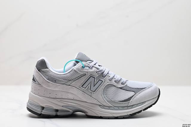 真标新百伦new Balance M2002 系列复古老爹风 男女休闲鞋情侣百搭慢跑鞋运动男鞋女鞋 采用拼接网眼织物鞋面 后跟搭载外露缓震胶 货号:M2002R