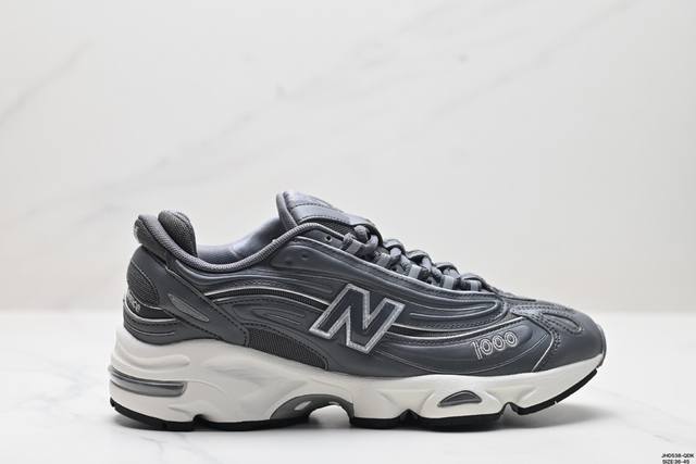 公司级新百伦new Balance 1000 系列低帮复古老爹风休闲运动跑步鞋 New Balance 在不同配色上其鞋面材质呈现不同感觉，无论是运动风抑或是高