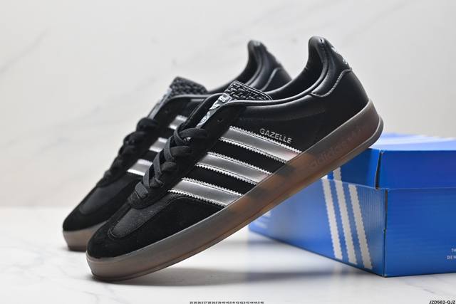 公司级adidas Originals Gazelle Indoor W三叶草休闲防滑耐磨低帮板鞋 鞋头出色设计 塑就出众贴合感 稳固的后跟贴合足部曲线设计 软