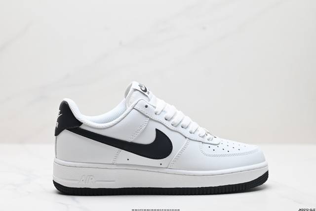 公司级耐克nike Air Force 1’07 空军一号低帮百搭休闲运动板鞋。柔软、弹性十足的缓震性能和出色的中底设计，横跨复古与现代的外型结合，造就出风靡全