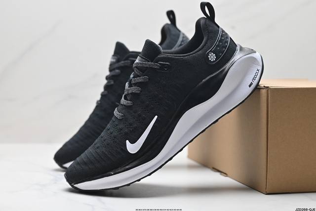 公司级nike Reactx Infinity Run 4马拉松 跑鞋 轻量鞋面搭配位于足弓处的全新板带设计 细致包裹双脚 Nike React泡棉中底 前后掌