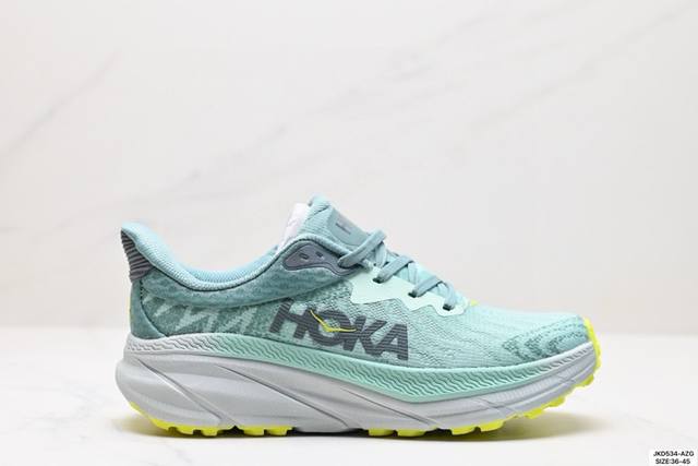 公司级小红书推荐hoka M Challenger Atr 7全新配色 这个品牌来自于新西兰的毛利语，Hoka表示大地，One One表示飞越，连起来就是飞越地