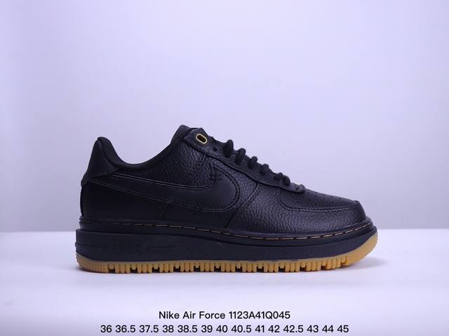 采用纤维荔枝纹牛培皮革鞋面材质 绝对的秋冬神器，全新耐克nike Air Force 1 Low Luxe Black Gum 空军一号改良防滑厚底低帮百搭休闲