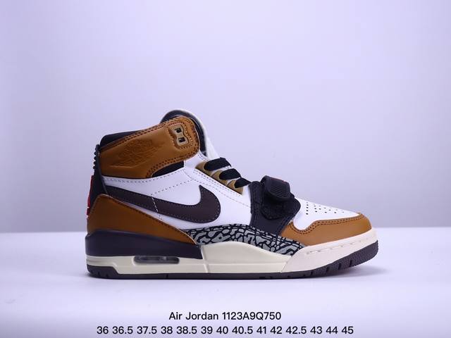 Jordan Legacy 312 乔丹篮球鞋系列 号称 “最强三合一” 的 Jordan Legacy 312，自然有着杂交结合的设计，它的名字就展现出它所包