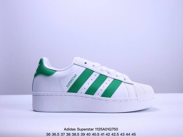 阿迪达斯 三叶草adidas Originals Superstar Xlg 贝壳头系列 Hello Ketry 刺绣猫低帮厚底松糕经典百搭休闲运动板鞋。当你试