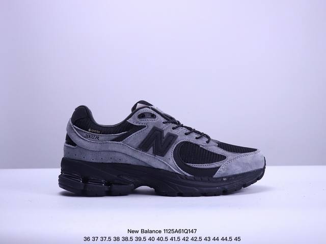 公司级new Balance 2002R 复古单品 热门复古鞋型new Balance 2002R，近日又曝出一款全新配色并释出官图。整双鞋采用棕色和米色主打，