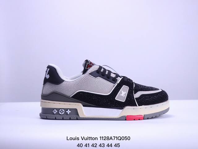 路易威登 Louis Vuitton Lv路易威登板鞋 新款 Lv Trainer最新配色运动鞋 L家 篮球鞋风格运动鞋 该鞋由艺术总监 Virgil Ablo