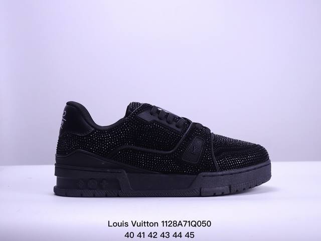 路易威登 Louis Vuitton Lv路易威登板鞋 新款 Lv Trainer最新配色运动鞋 L家 篮球鞋风格运动鞋 该鞋由艺术总监 Virgil Ablo